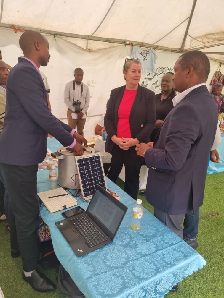 FMV meets with the UN Deputy High Commissioner for Refugees - FMV
